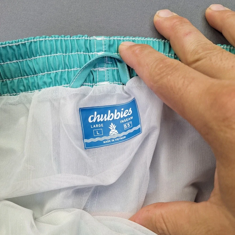 Chubbies Mens Swim Trunks Large 5.5 Inch Inseam Retro Stripe Splatter White